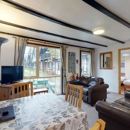 01 Tudor Court, Tolroy Manor Hayle Bagian luar foto